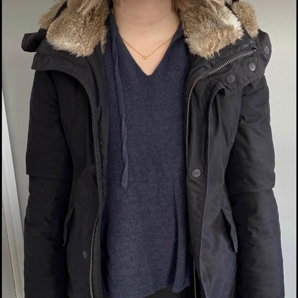 ARITZIA BABATON DOWN FEATHER PARKA - Picture 3 of 4